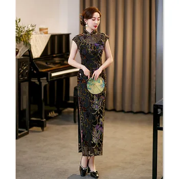 2023 Осенне-зимнее шелковое жаккардовое Тонкое платье с длинным воротником-стойкой черного цвета Cheongsam, традиционное китайское вечернее платье Ципао для женщин, мать